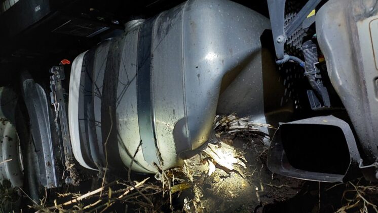 40-Tonner rast Hang hinunter: Schwerer Lkw-Unfall auf der A8 bei Grabenstätt