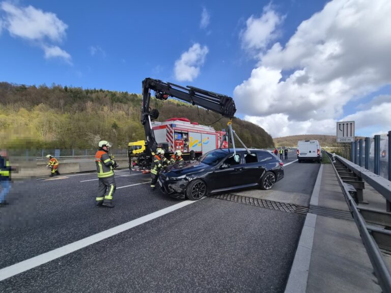 Unfall auf der BAB 3 bei Waldaschaff: Zwei Verletzte nach Folgekollision