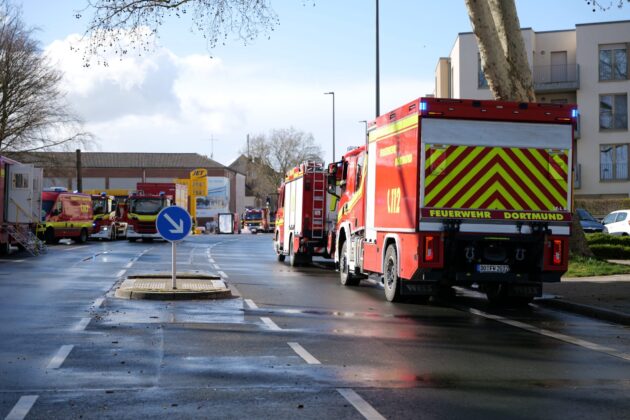 Gefahrguteinsatz an der Berghofer Straße: Giftalarm in Industriehalle