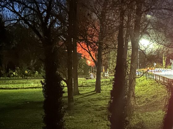 Garagenbrand in Kalkar: Feuerwehr verhindert Übergreifen auf Wohnhaus