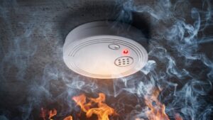 Rettungswagen-Diebstahl in Mülheim und Verfolgungsfahrt