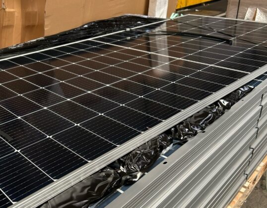 Rauschgiftschmuggel am Frankfurter Flughafen: 654 kg Marihuana entdeckt