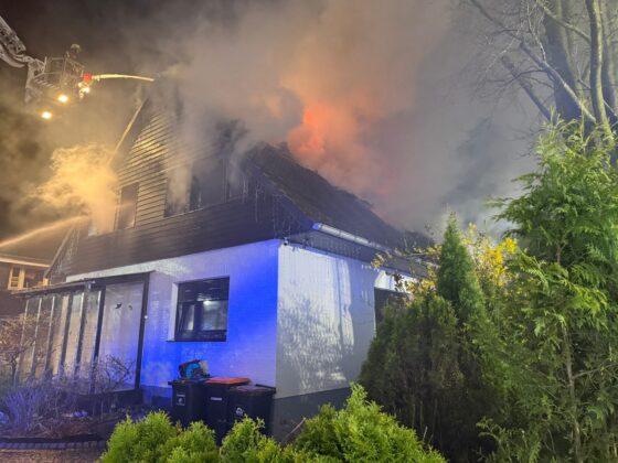 Gro&szlig;feuer in Alveslohe: Zwei Wohnh&auml;user nach Brand unbewohnbar