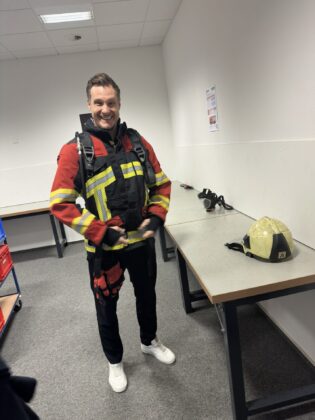 Fitness der Einsatzkräfte Schleswig-Holstein: Marcell Jansen unterstützt Feuerwehr