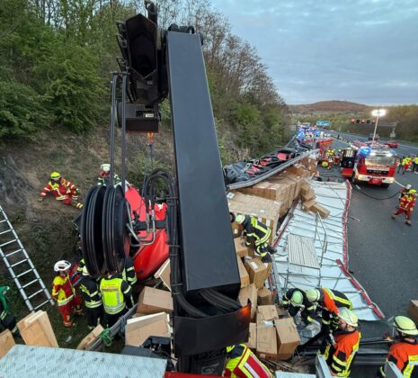 Unfall auf der BAB 3 bei Aschaffenburg: Lkw-Fahrer stirbt nach Kollision