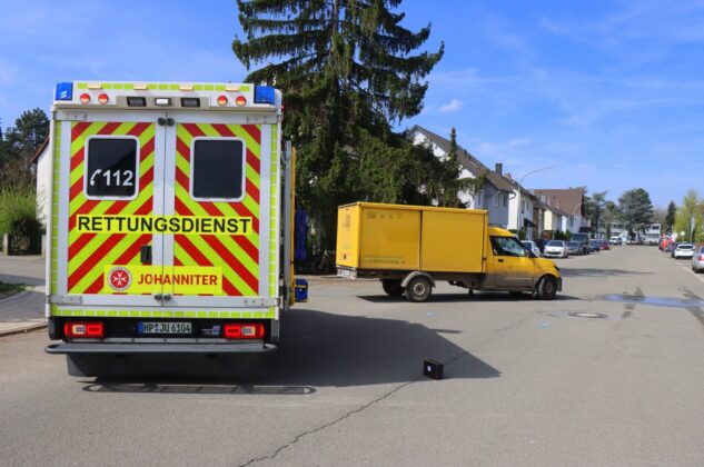 Unfall in der Max-Planck-Straße in Viernheim: Postauto übersieht Radfahrer