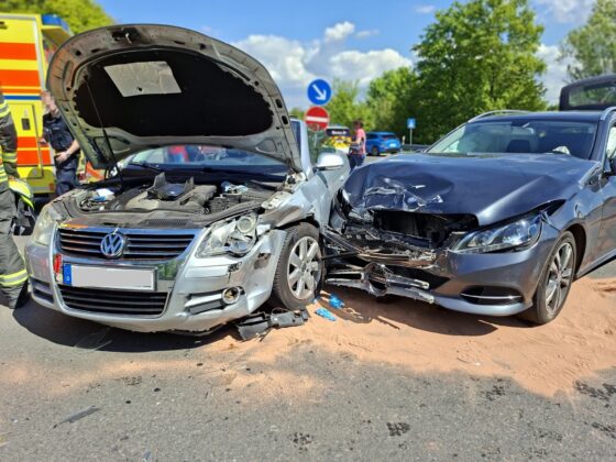 Unfall in Viernheim: Drei Verletzte nach Stoppschild-Fehler