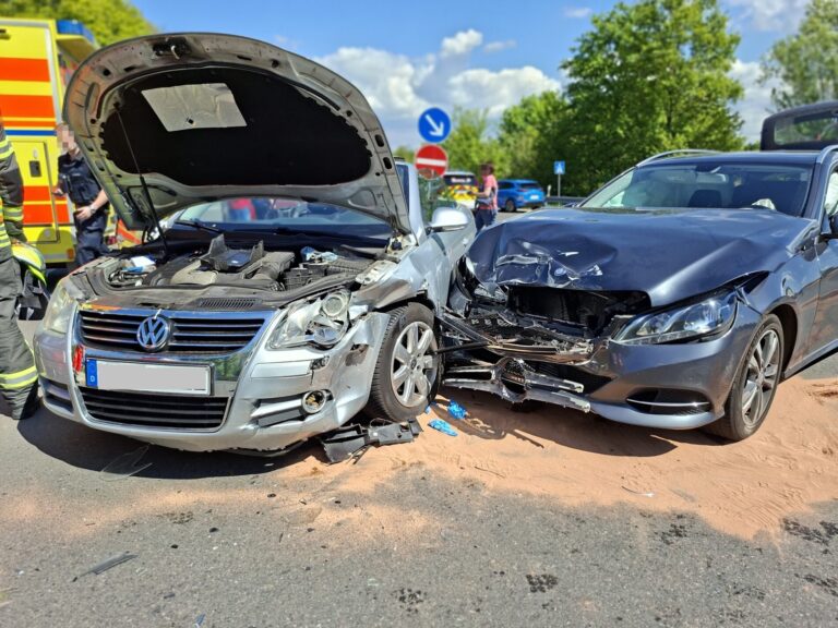Unfall in Viernheim: Drei Verletzte nach Stoppschild-Fehler