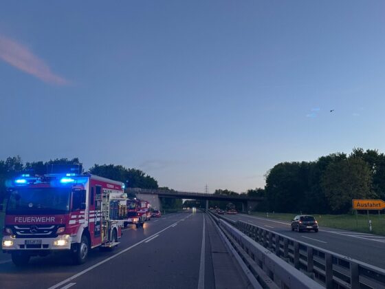 Verkehrsunfall auf der B9: Zwei Verletzte nach schwerer Kollision