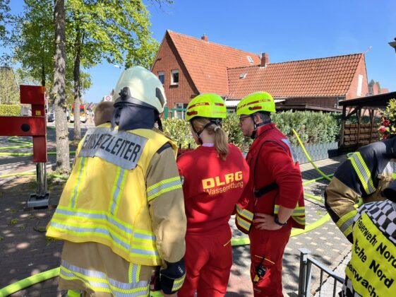 Gebäudebrand im Stadtflur in Nordhorn: Haus vorerst unbewohnbar