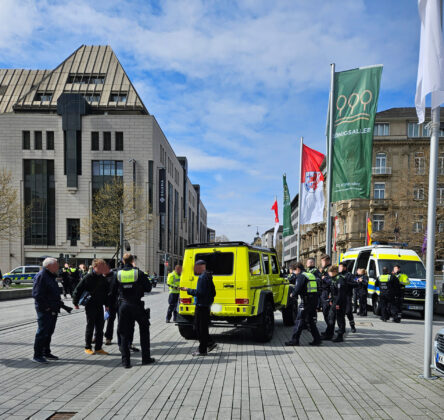 Kontrollen am Karfreitag in Düsseldorf: Polizei zieht Poser aus dem Verkehr