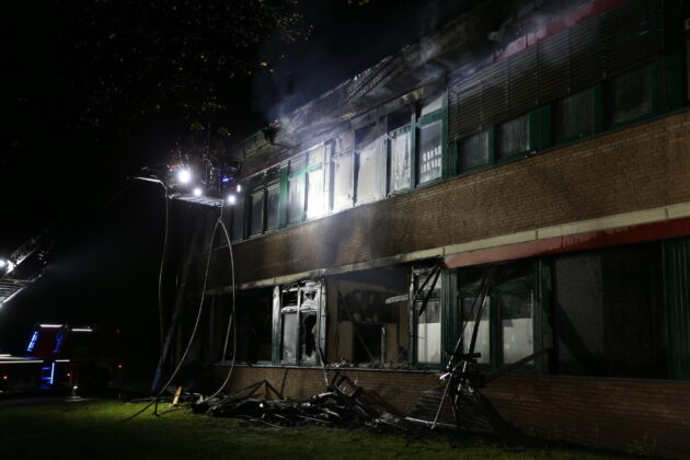 Brand am Berufskolleg in Gronau: Flammen im Klassenzimmer