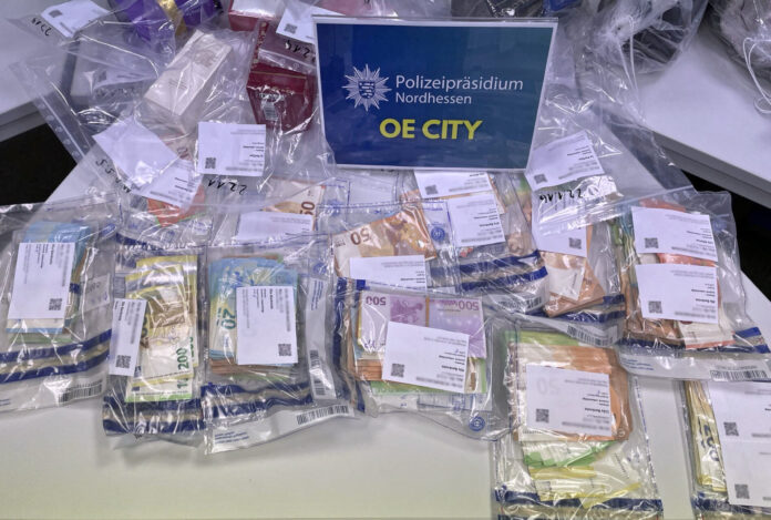 Drogenhandel in Kassel-Wesertor: Kokain und 54.000 Euro sichergestellt