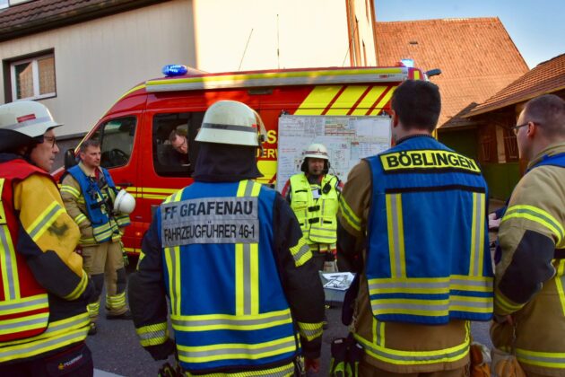 Garagenbrand in Böblingen-Dagersheim: Flammen greifen auf Wohnhaus über