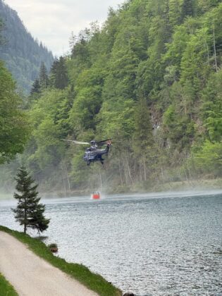 Hilfe der Bundespolizei beim Waldbrand: 126.000 Liter Wasser abgeworfen