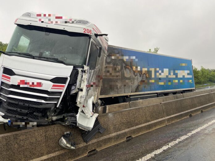 Lkw-Unfall auf der A3: Verkehrschaos im Siebengebirge