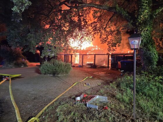Brand in Speyer: Gaststätte Paradies am See vollständig zerstört