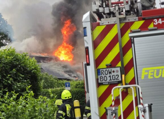 Gebäudebrand in Söhlingen: Einfamilienhaus brennt komplett nieder