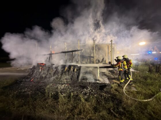 Feuerwehr in Stockach: Vollbrand im Industriegebiet Hardt