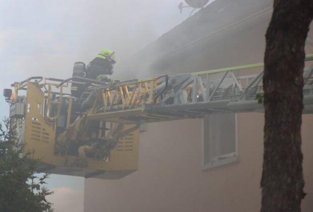 Feuerwehr Viernheim: Realitätsnahe Großübung in Abrissgebäude