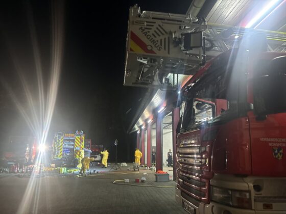 Großbrand in Welgesheim: 300 Kräfte bekämpfen Müllbrand