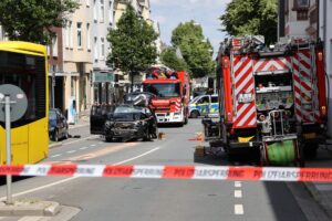 Unfall im Stadtteil Laim: 80-jährige Radfahrerin von Lkw überrollt