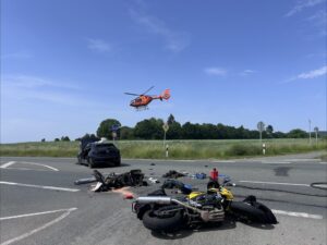 Unfall auf der A27 bei Hagen: Pkw stürzt in tiefe Baugrube