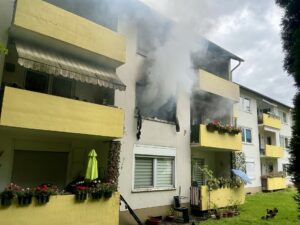 Schwerer Kreuzungsunfall in Mainz: Elf Personen verletzt