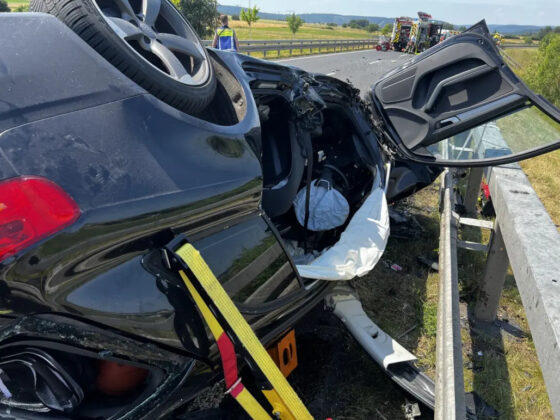 Schwerer Unfall auf der B62 fordert die Freiwillige Feuerwehr Bad Salzungen bei extremer Sommerhitze